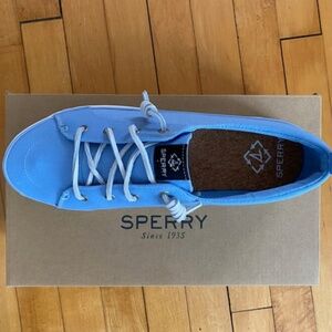 Sperry Crest Vibe Canvas Tennis Shoes / Sneakers (NWT)